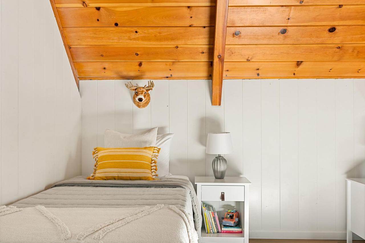 Romantic & Family Friendly Chalet In The Woods Lake Arrowhead Exterior photo